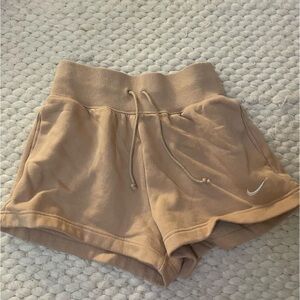 Nike brown comfy shorts!